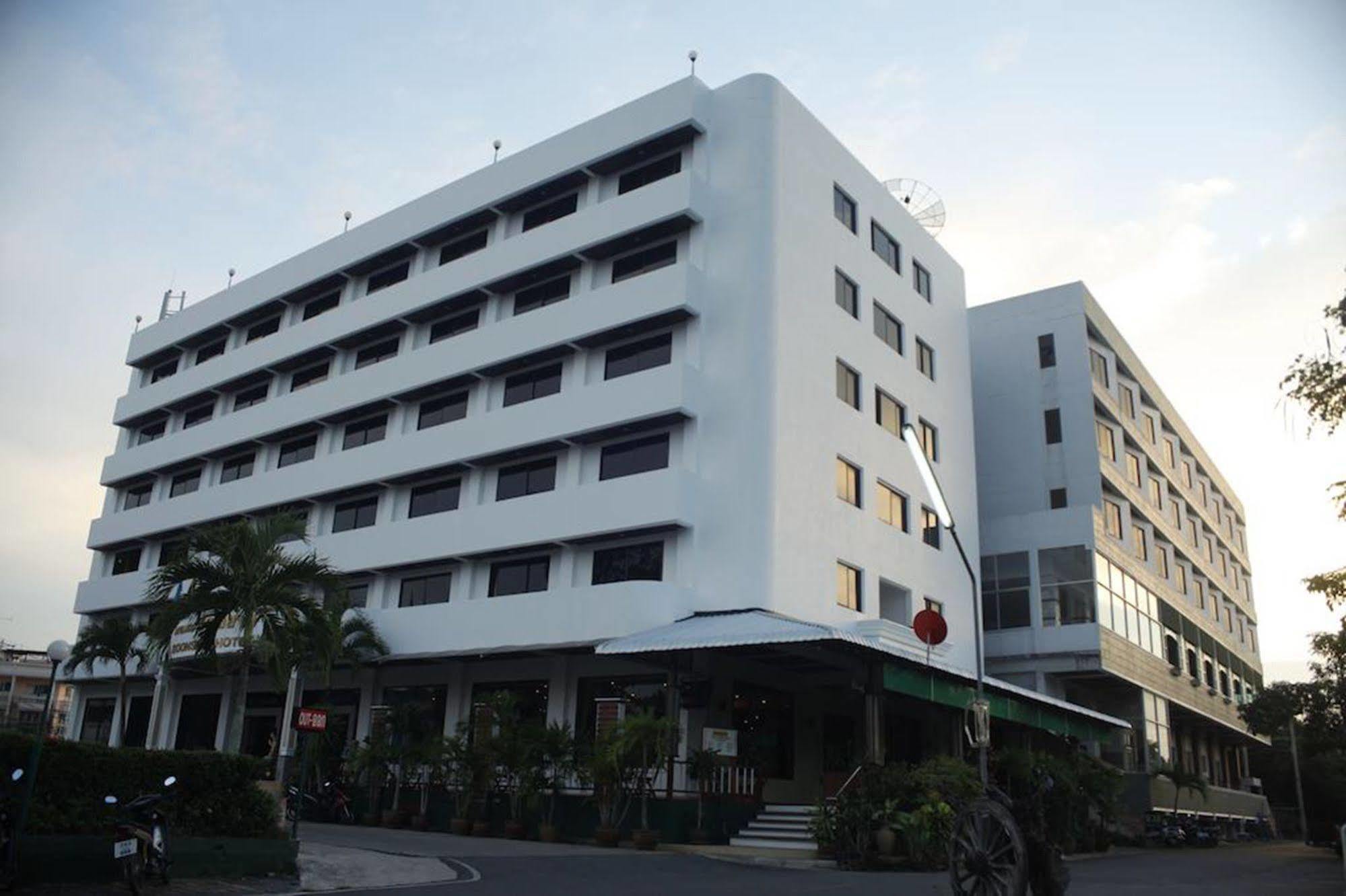 Boon Siam Hotel Krabi Ngoại thất bức ảnh
